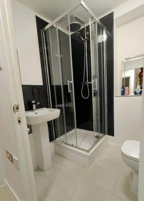 Impeccable 2-bed House